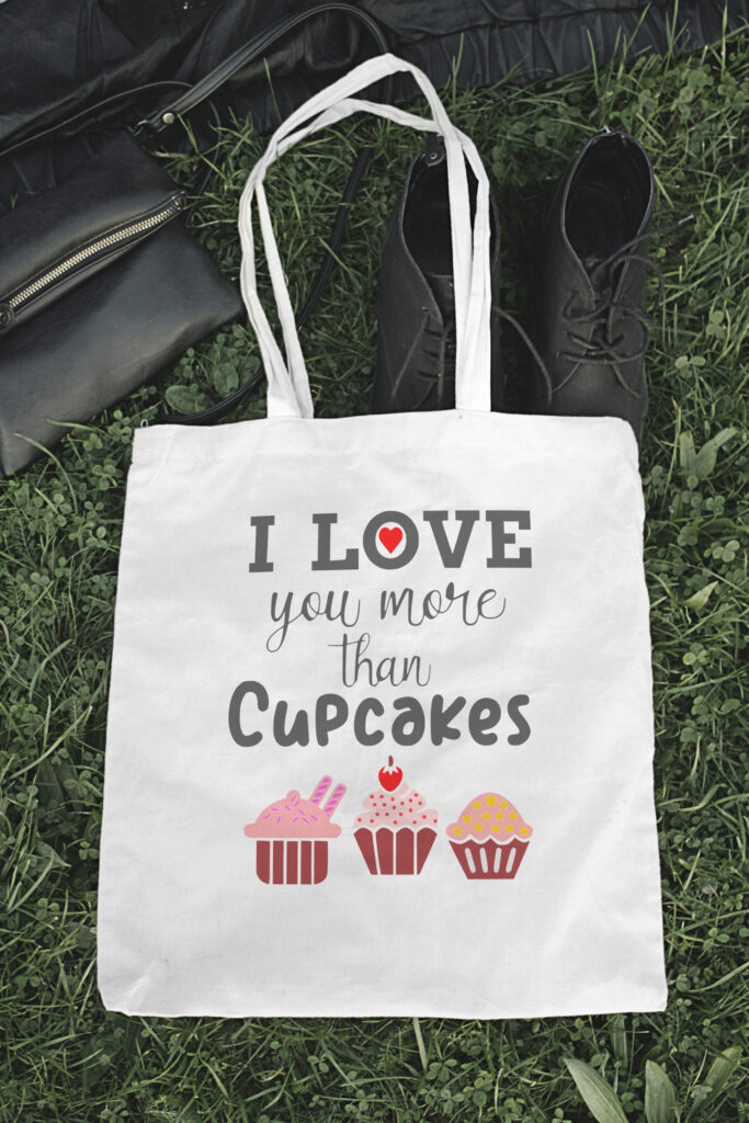 Free I love you more than Cupcakes SVG